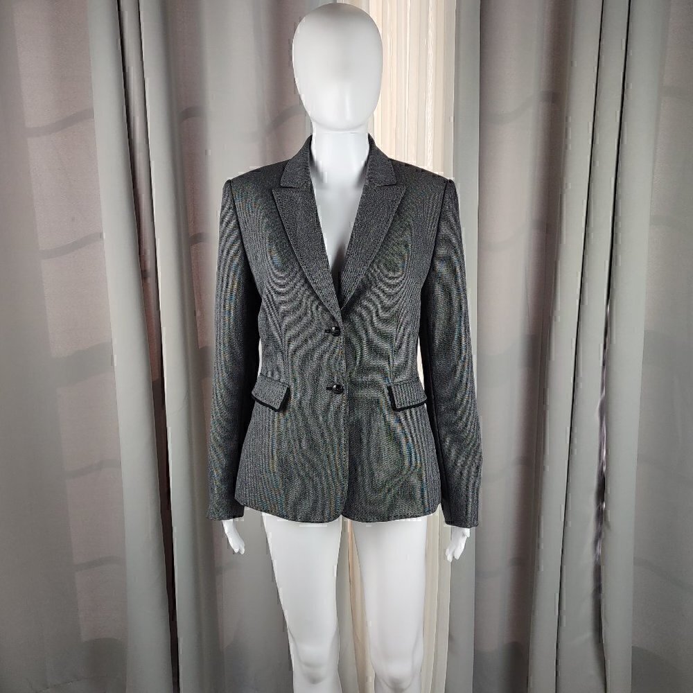 Tahari Arthur S. Levine Gray Stitch Design 2 Button Blazer, Jacket Size 6